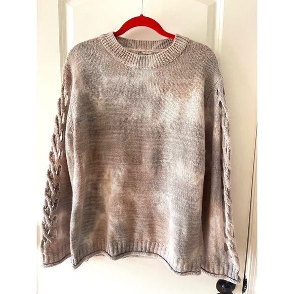 Main Strip Women’s Size Small Beige Gray Tie Dye Sweater Arm Cutouts. - Picture 1 of 5